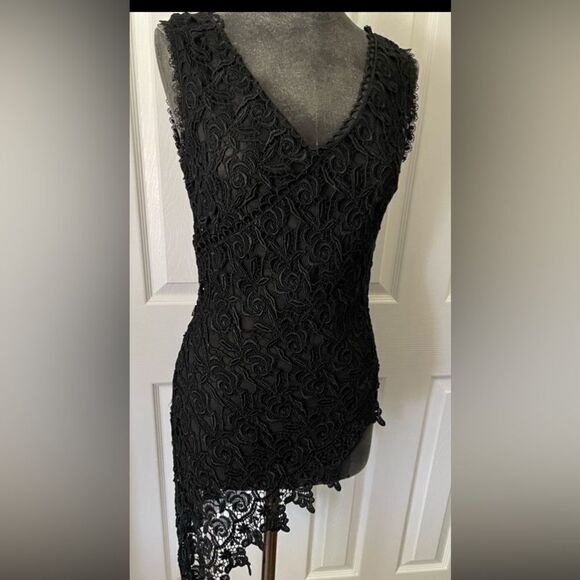 Nicole Bakti Asymmetrical Embroidered Lace Tunic Top Size Small - Picture 1 of 11